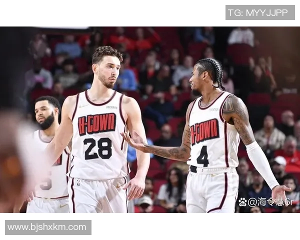 火箭队与掘金队激战正酣NBA直播精彩瞬间回顾与分析
